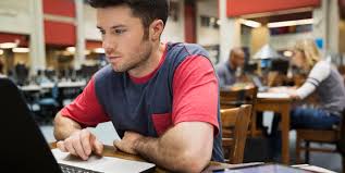 Elearningnet.it cresce, in numeri e collaborazioni. Qualità e contenuti ci hanno portato alla quota di 1.000 iscritti.